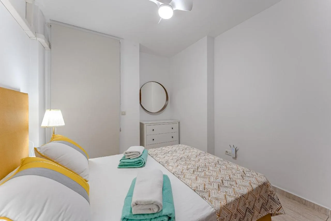 Апартаменты Petite Homes Beach Эль-Медано Испания