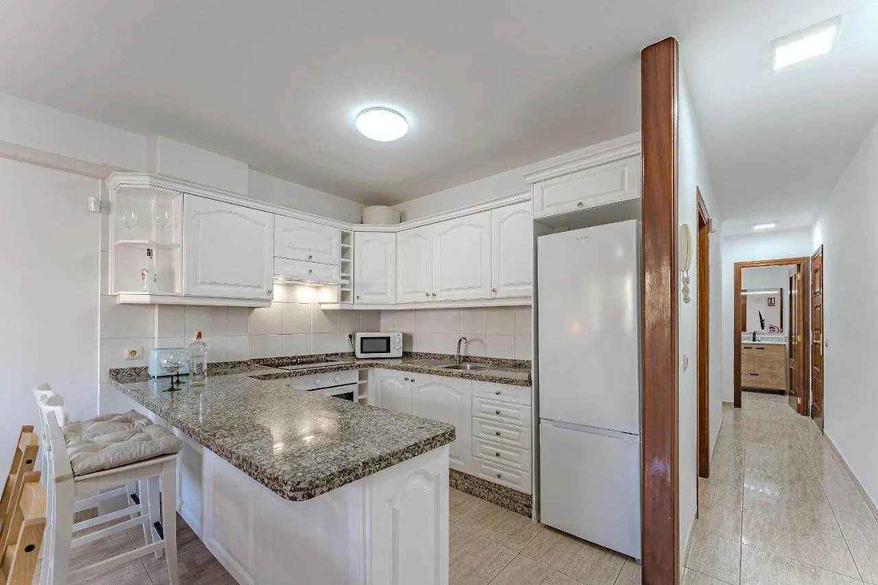 Апартаменты Petite Homes Beach Эль-Медано